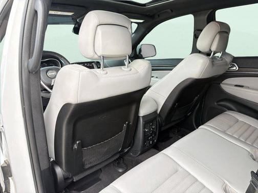 Bright White Clearcoat 2018 Jeep Grand Cherokee Sterling Edition