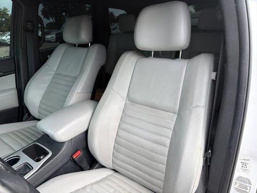 Bright White Clearcoat 2018 Jeep Grand Cherokee Sterling Edition