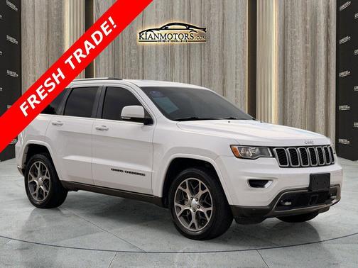 Bright White Clearcoat 2018 Jeep Grand Cherokee Sterling Edition