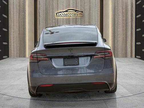 2023 Tesla Model X Standard Range