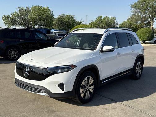 White 2025 Mercedes-Benz EQB 250 Base