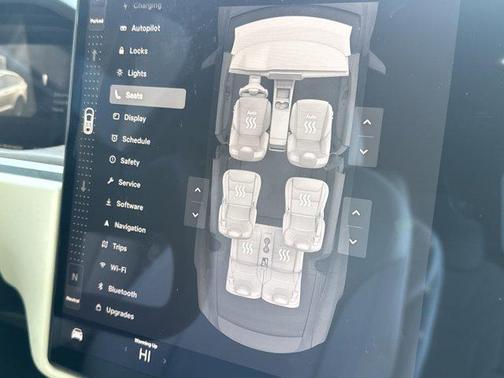 2022 Tesla Model X Dual Motor All-Wheel Drive