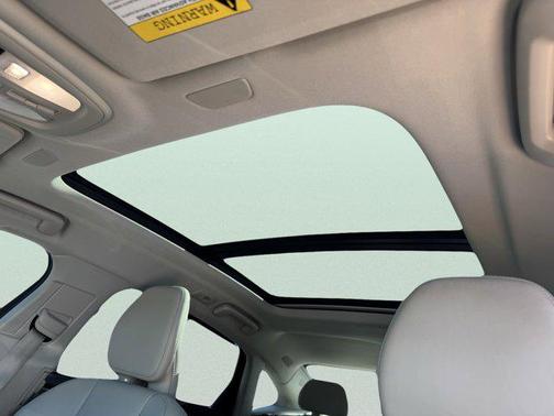 2024 Volvo S90 Recharge Plug-In Hybrid Ultimate