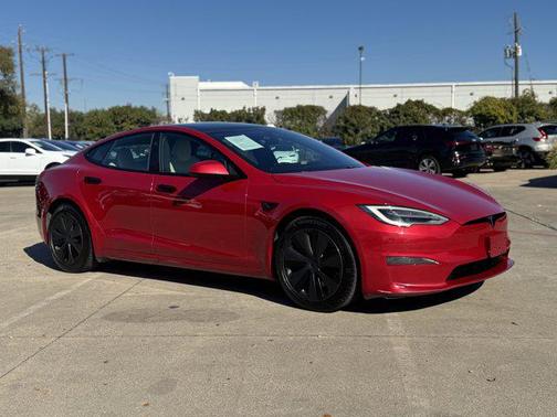 2021 Tesla Model S Plaid