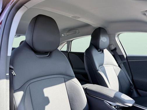 2025 Lucid Air Touring