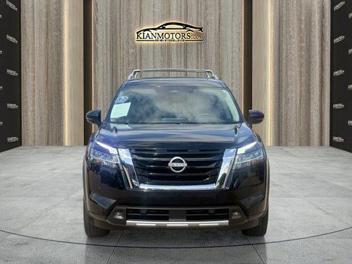 Super Black 2023 Nissan Pathfinder Platinum FWD