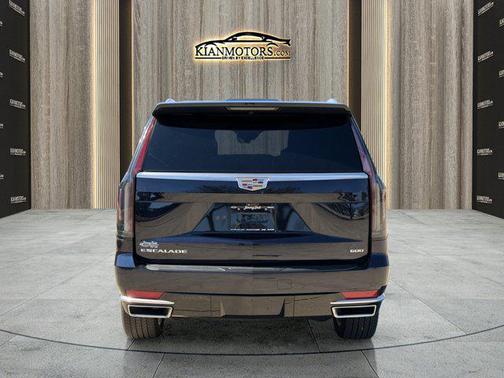 2023 Cadillac Escalade Premium Luxury