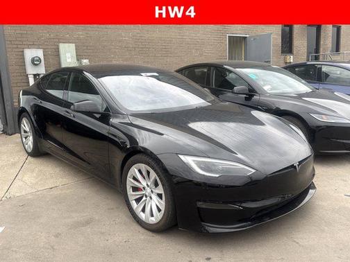 2023 Tesla Model S Plaid