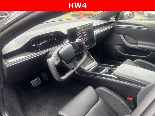 2023 Tesla Model S Plaid