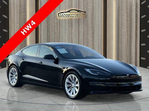 2023 Tesla Model S Plaid