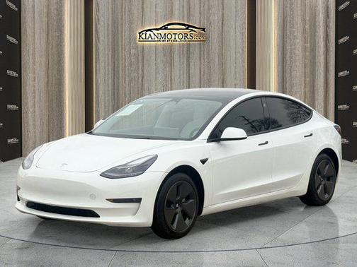 2023 Tesla Model 3 Standard Range