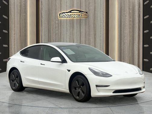 2023 Tesla Model 3 Standard Range
