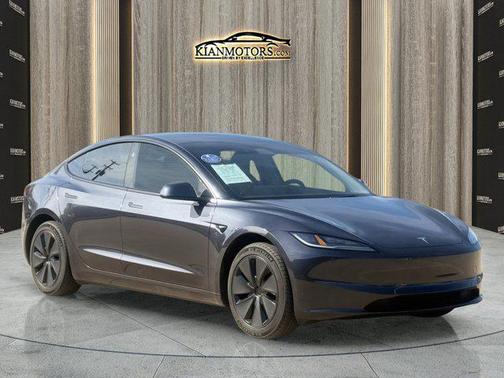 2025 Tesla Model 3 Long Range