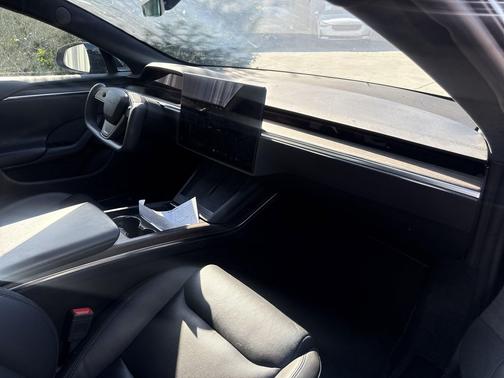 Solid Black 2023 Tesla Model S Standard Range