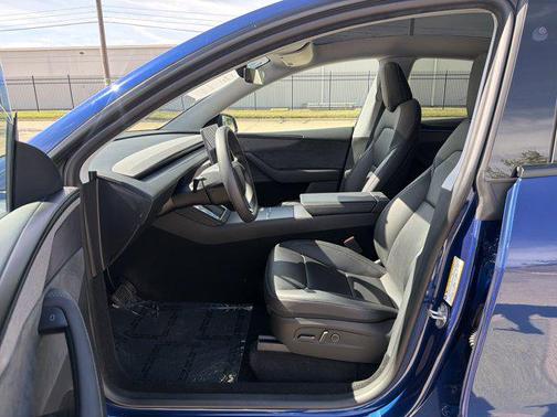 Deep Blue Metallic 2026 Tesla Model Y Long Range Launch Series