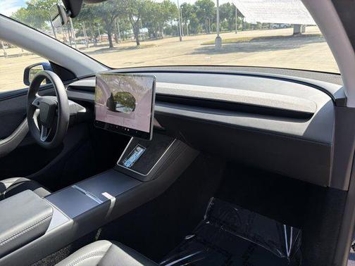 Deep Blue Metallic 2026 Tesla Model Y Long Range Launch Series