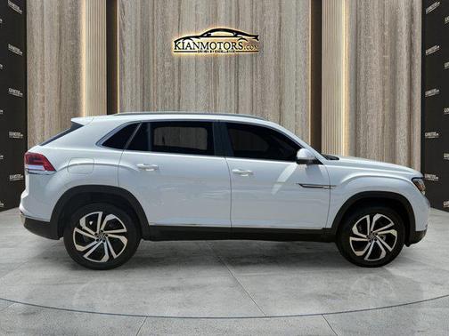 2022 Volkswagen Atlas Cross Sport 3.6L V6 SEL