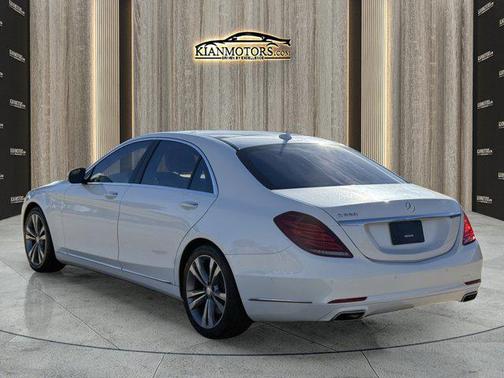 2015 Mercedes-Benz S-Class S 550