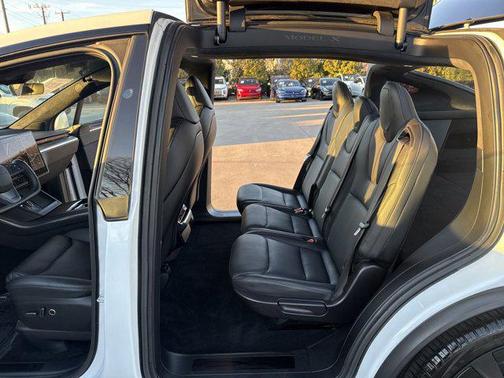 2023 Tesla Model X Standard Range