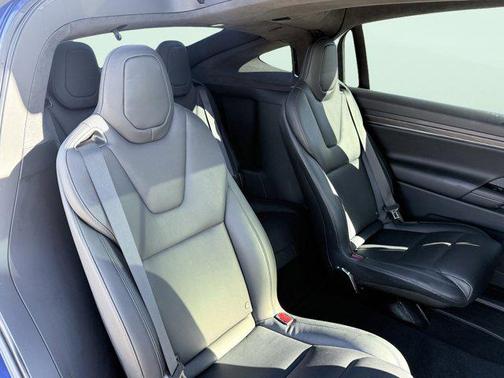 2022 Tesla Model X Dual Motor All-Wheel Drive