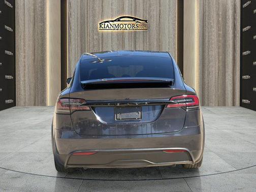 2024 Tesla Model X Long Range