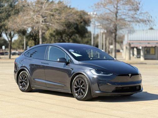 2024 Tesla Model X Long Range