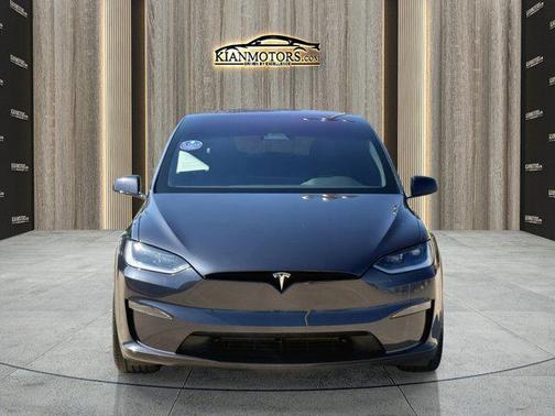 2024 Tesla Model X Long Range
