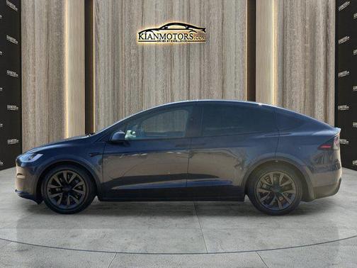 2024 Tesla Model X Long Range