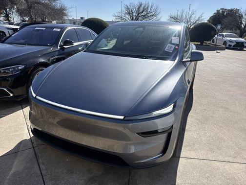 2026 Tesla Model Y Standard Rear-Wheel Drive