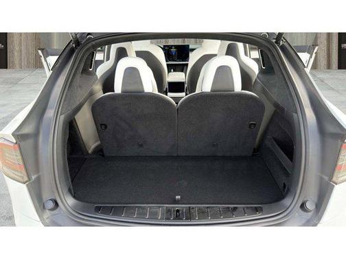 2023 Tesla Model X Standard Range