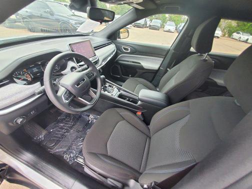 2024 Jeep Compass Sport