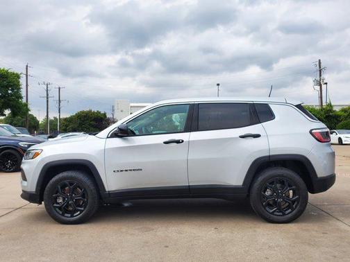 2024 Jeep Compass Sport