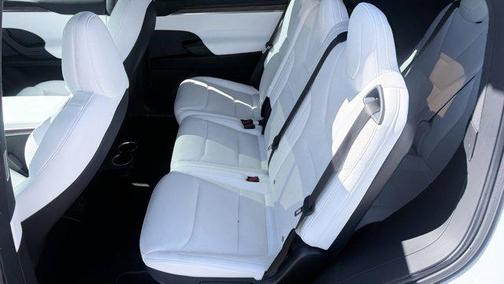 2023 Tesla Model X Standard Range