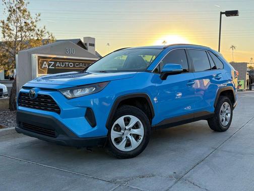 2021 Toyota RAV4 LE