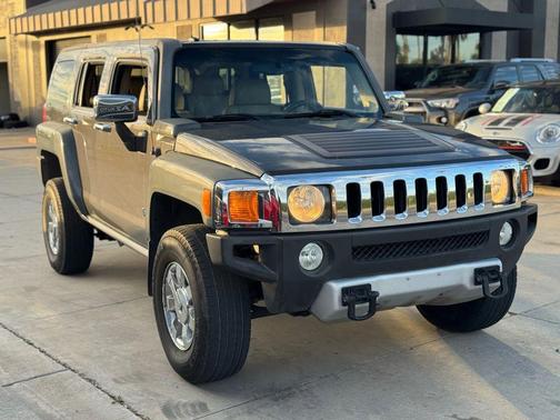 2008 Hummer H3 Base