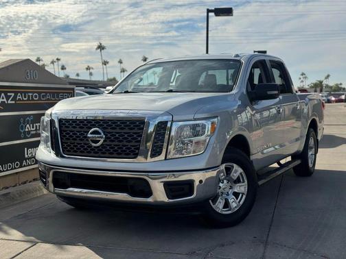 2018 Nissan Titan SV