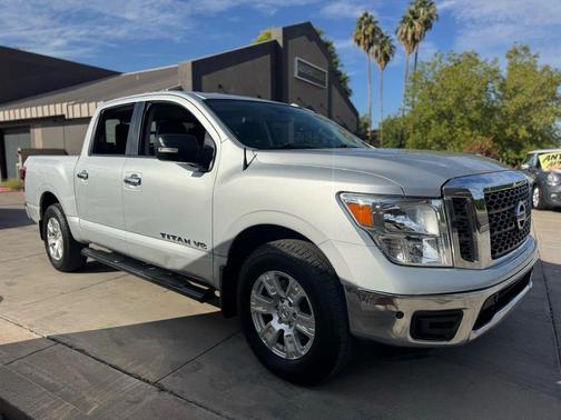 2018 Nissan Titan SV