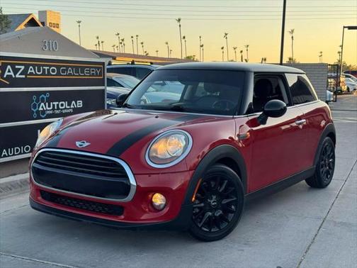 2017 MINI Hardtop Cooper