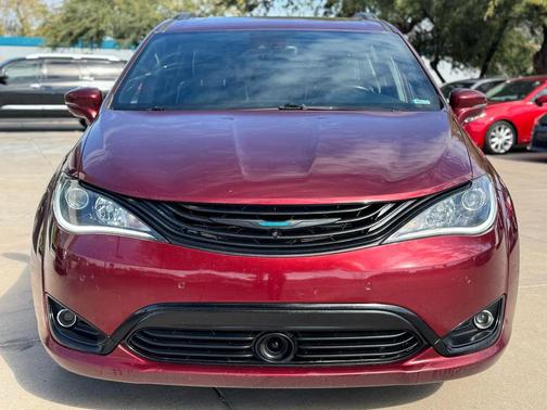 2019 Chrysler Pacifica Hybrid Limited