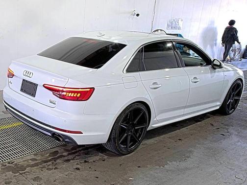 2017 Audi A4 2.0T Premium Plus