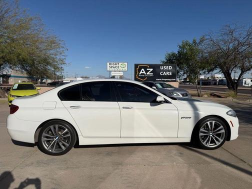 2016 BMW 528 528i Sedan 4D