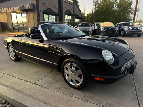 2002 Ford Thunderbird Base