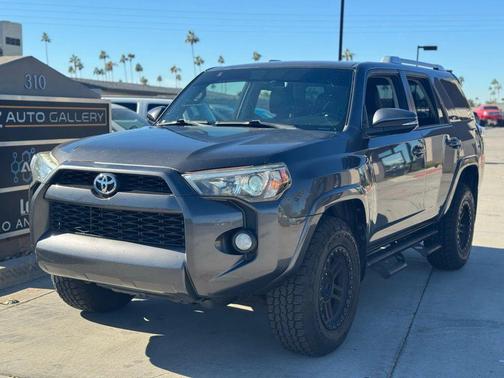2018 Toyota 4Runner SR5 Sport Utility 4D