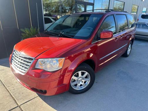 2009 Chrysler Town & Country Touring
