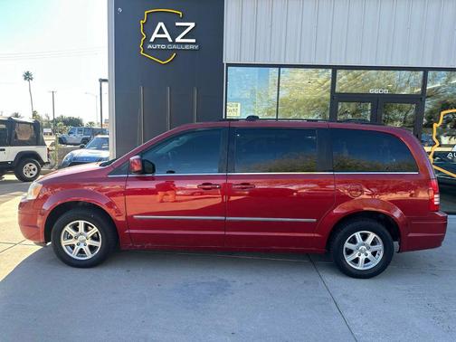 2009 Chrysler Town & Country Touring