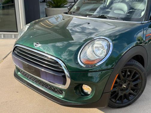 2016 MINI Hardtop Cooper
