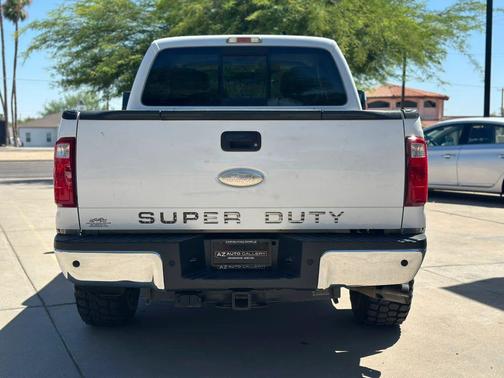Oxford White 2011 Ford F-250 XLT