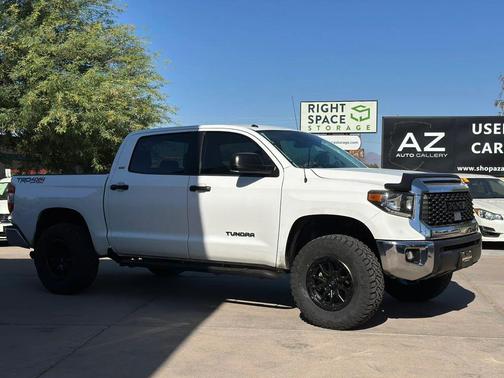Super White 2018 Toyota Tundra SR5