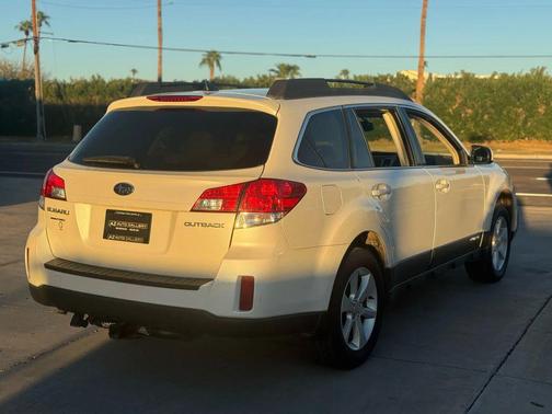 2014 Subaru Outback 2.5i Premium