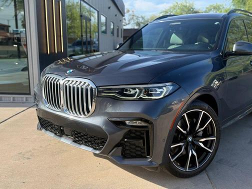 Phytonic Blue Metallic 2019 BMW X7 xDrive40i